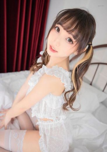 小美女乱伦_大片在线观看