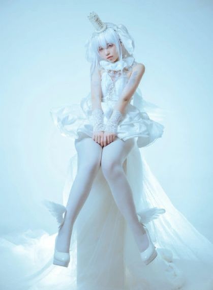 蜜桃臀大白腿美女视频播放器_国产剧高清电影在线