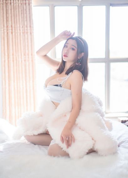 尤物视频极品盛宴_DVD免费在线播放