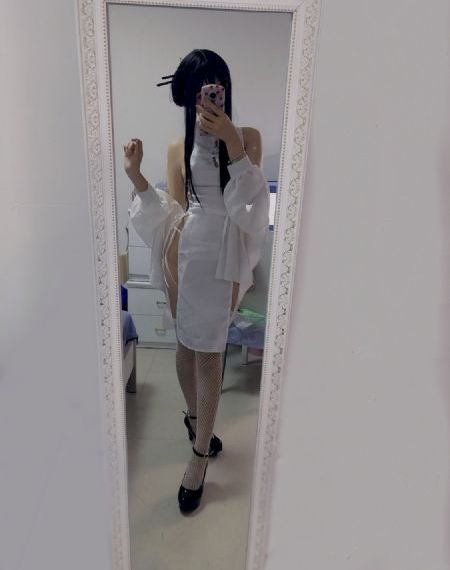 女主播裸体户外直播免费看_BD免费观看超清