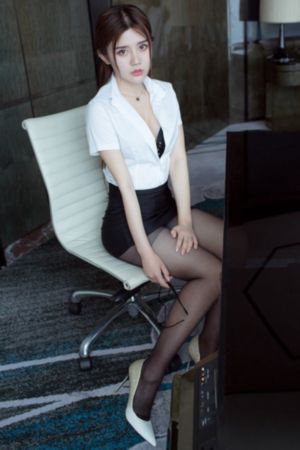 H系列女教师小说_HD在线视频观看