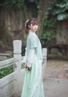 波多野结衣精品一区在线_720超清免费观看