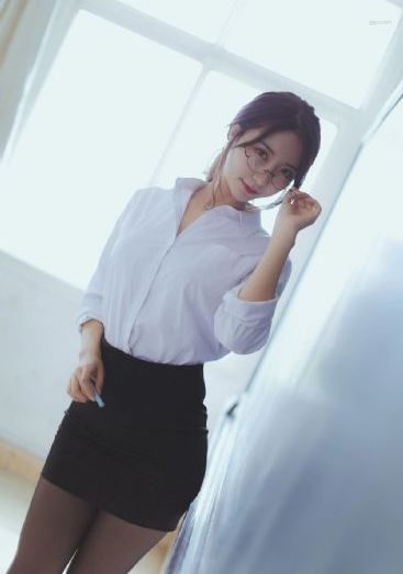 黄色的大男人和女人泡_HD在线观看电视