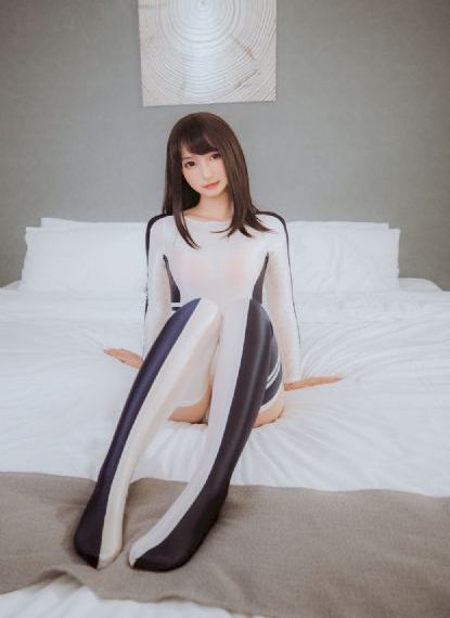 极品白嫩美女爱爱_BD韩语免费在线观看