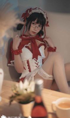 女王的脚奴完整视频_免费高清在线观看