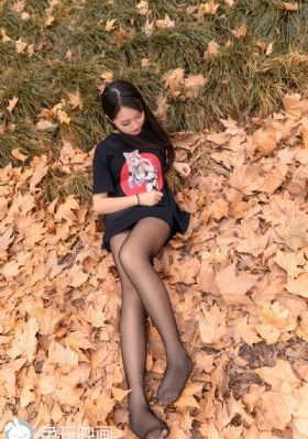 淫荡人妻系列_4K免费高清观看