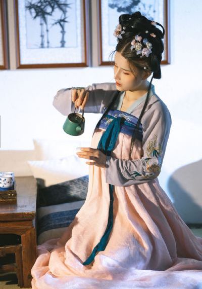 茄子视频懂你更多app老板_完整无删减版