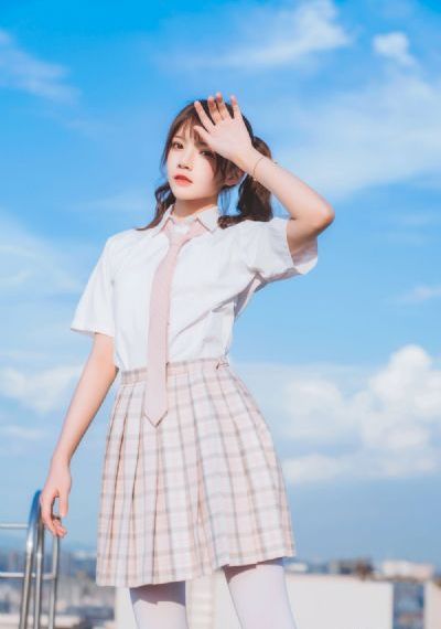 八戒午夜福利的在线视频_4K在线播放观看