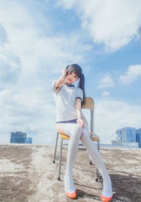 日韩免费激情_免费手机在线看观看
