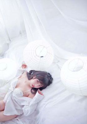 亚洲日本中文字幕天天更新_高清电影全集观看