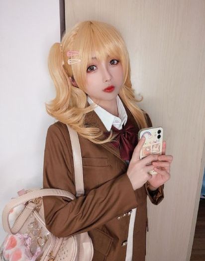 美女的奶胸大爽爽大片_1080P高清完整版